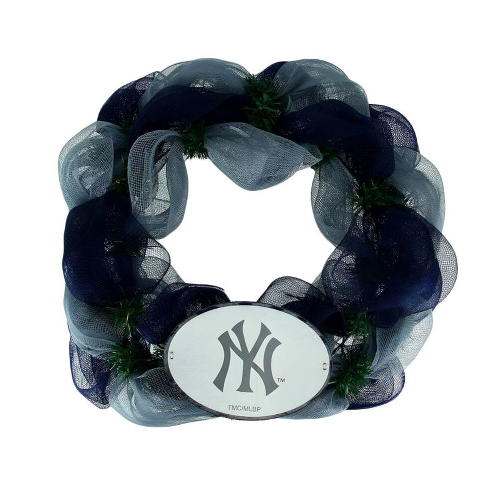 MLB New York Yankees Logo Mesh Holiday Door Wreath